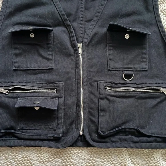 H&M Divided Multi Pocket Cargo Tactical Vest⌚️ - Picture 8 of 12
